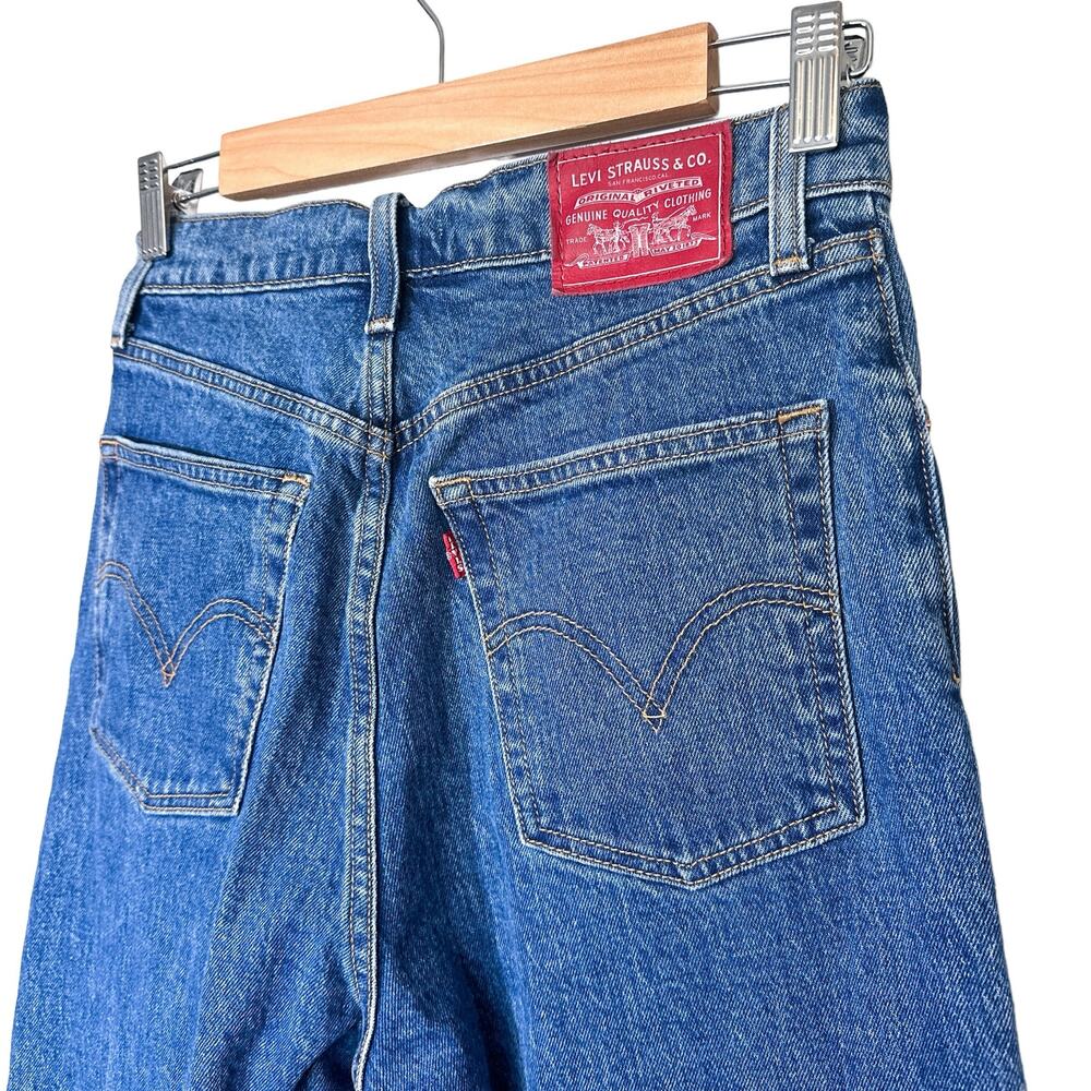 Levi’s x Hello Kitty Ribcage Straight Ankle Jean Button Fly Denim Blue 28 - Picture 5 of 15
